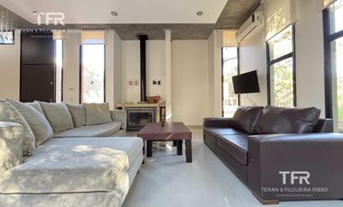 Golf II – Casa en Venta con Vistas Abiertas, Jacuzzi y Confort