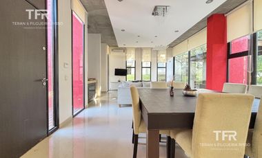 Golf II – Casa en Venta con Vistas Abiertas, Jacuzzi y Confort