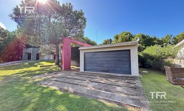 Golf II – Casa en Venta con Vistas Abiertas, Jacuzzi y Confort