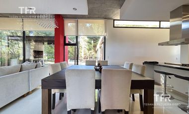 Golf II – Casa en Venta con Vistas Abiertas, Jacuzzi y Confort