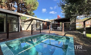 Golf II – Casa en Venta con Vistas Abiertas, Jacuzzi y Confort