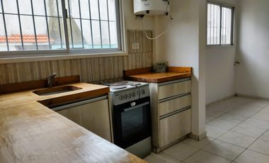 VENTA | CHALET 5 AMB CON PATIO Y COCHERA | PUNTA MOGOTES