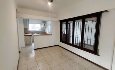 VENTA | CHALET 5 AMB CON PATIO Y COCHERA | PUNTA MOGOTES