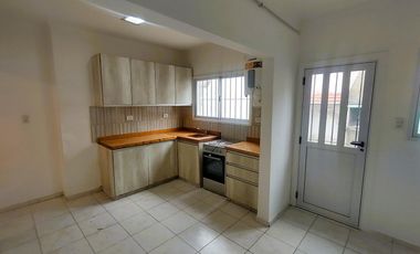VENTA | CHALET 5 AMB CON PATIO Y COCHERA | PUNTA MOGOTES