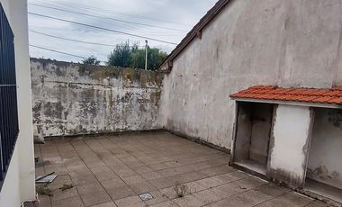 VENTA | CHALET 5 AMB CON PATIO Y COCHERA | PUNTA MOGOTES