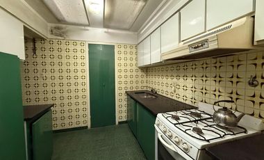 Casa cinco ambientes a la venta en Wilde Apto credito