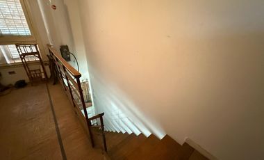 Casa cinco ambientes a la venta en Wilde Apto credito