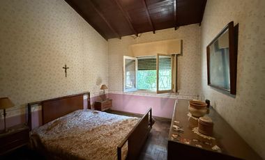 Casa cinco ambientes a la venta en Wilde Apto credito