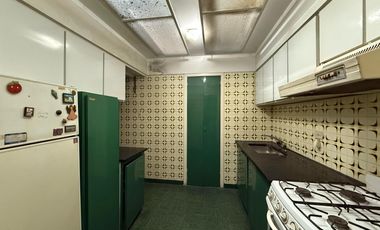Casa cinco ambientes a la venta en Wilde Apto credito