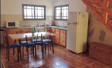 Casa en venta - 2 Dormitorios 2 Baños - 80Mts2 - La Lucila del Mar