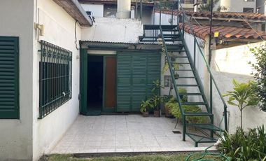 Venta. Casa 3 dormitorios. 4 ambientes. Almirante Brown, Moron.