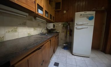 Venta. Casa 3 dormitorios. 4 ambientes. Almirante Brown, Moron.
