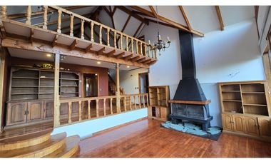 ARRIENDO  CASA EN PARCELA, VISTA AL LAGO, FRUTILLAR