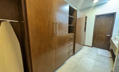 Casa nueva amueblada en Lomas de Santa Fe
