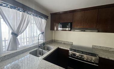 Casa nueva amueblada en Lomas de Santa Fe