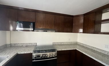 Casa nueva amueblada en Lomas de Santa Fe