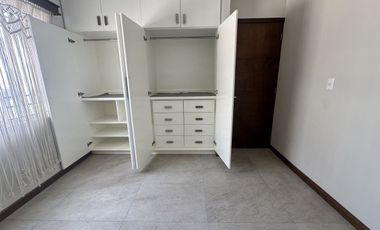Casa nueva amueblada en Lomas de Santa Fe