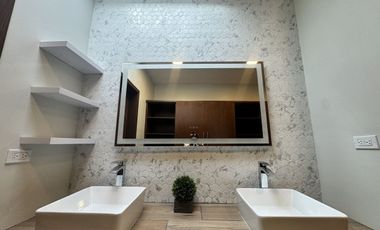 Casa nueva amueblada en Lomas de Santa Fe