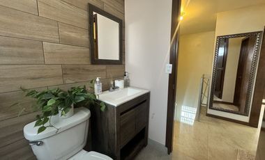 Casa nueva amueblada en Lomas de Santa Fe