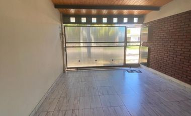 Granadero Baigorria, Pasaje Berutti Nº 1118 - VENTA