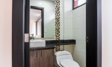 Mitad del Mundo, Casa en Venta, 110m2, 3 Habitaciones