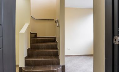 Mitad del Mundo, Casa en Venta, 110m2, 3 Habitaciones