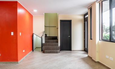 Mitad del Mundo, Casa en Venta, 110m2, 3 Habitaciones