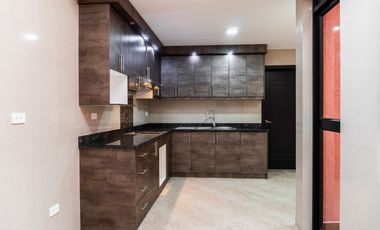 Mitad del Mundo, Casa en Venta, 110m2, 3 Habitaciones