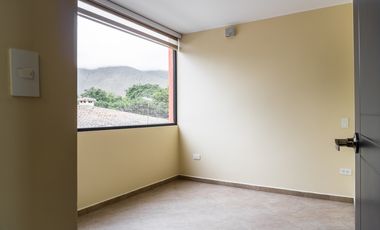 Mitad del Mundo, Casa en Venta, 110m2, 3 Habitaciones