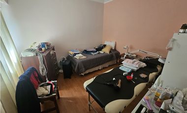 chalet 4 dormitorios + departamento de 2 ambientes