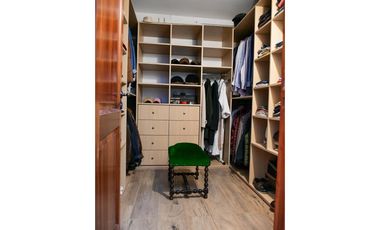 VENTA  CASA SAN MARCO TIGRE FRENTE AL RIO  MUELLE GALERIA PISCINA