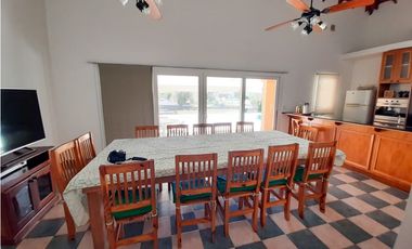 VENTA  CASA SAN MARCO TIGRE FRENTE AL RIO  MUELLE GALERIA PISCINA