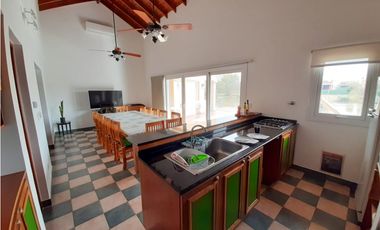 VENTA  CASA SAN MARCO TIGRE FRENTE AL RIO  MUELLE GALERIA PISCINA