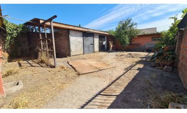 Excelente Casa en San Miguel en plena avenida departamental