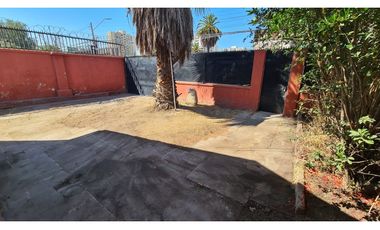 Excelente Casa en San Miguel en plena avenida departamental