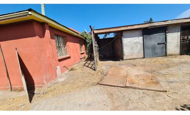 Excelente Casa en San Miguel en plena avenida departamental