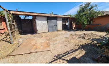 Excelente Casa en San Miguel en plena avenida departamental