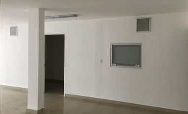 Alquilo Casa Comercial 500m