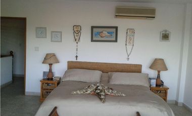 PLAYA BLANCA / 5 HABITACIONES / PISCINA PRIVADA / FRENTE AL MAR