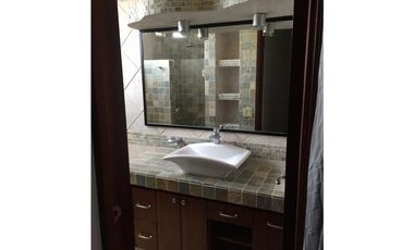 SAN FRANCISCO / LOMA ALEGRE / 2 NIVELES / PISCINA  / 947M2