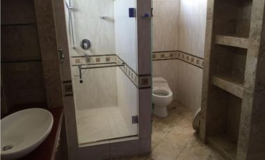 SAN FRANCISCO / LOMA ALEGRE / 2 NIVELES / PISCINA  / 947M2