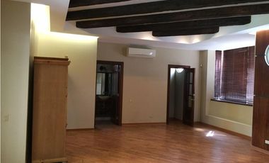 SAN FRANCISCO / LOMA ALEGRE / 2 NIVELES / PISCINA  / 947M2