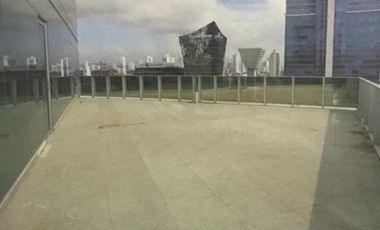 CALLE 50 / REVOLUTION F&F TOWER / MEZZANINE / TERRAZA / 1,122M