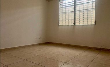 VENTA DE CASA EN BRISAS DEL GOLF 324m2 4 HABITACIONES