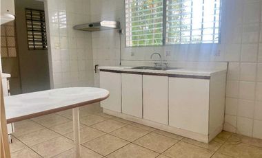 VENTA DE CASA EN BRISAS DEL GOLF 324m2 4 HABITACIONES