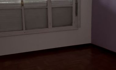 Casa en alquiler de 4 dormitorios c/ cochera en La Plata