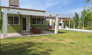 VENTA VILLA TACU- 2 CABAÑAS CON PILETAS- EQUIPADAS