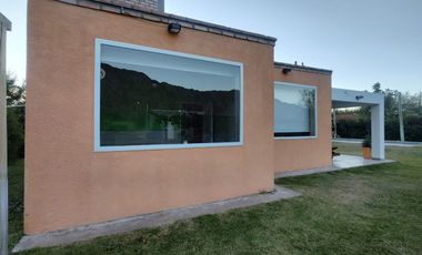 VENTA VILLA TACU- 2 CABAÑAS CON PILETAS- EQUIPADAS