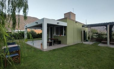 VENTA VILLA TACU- 2 CABAÑAS CON PILETAS- EQUIPADAS