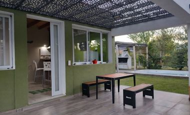 VENTA VILLA TACU- 2 CABAÑAS CON PILETAS- EQUIPADAS